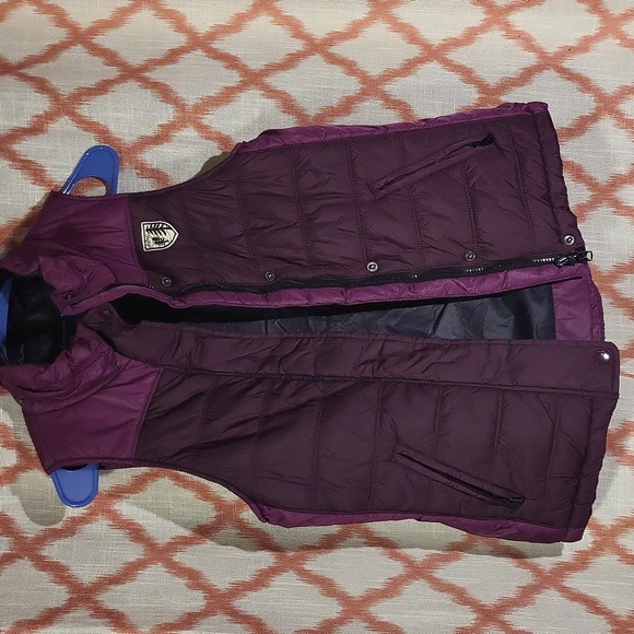 American Eagle Outfitters Jackets & Blazers - American Eagle Vest